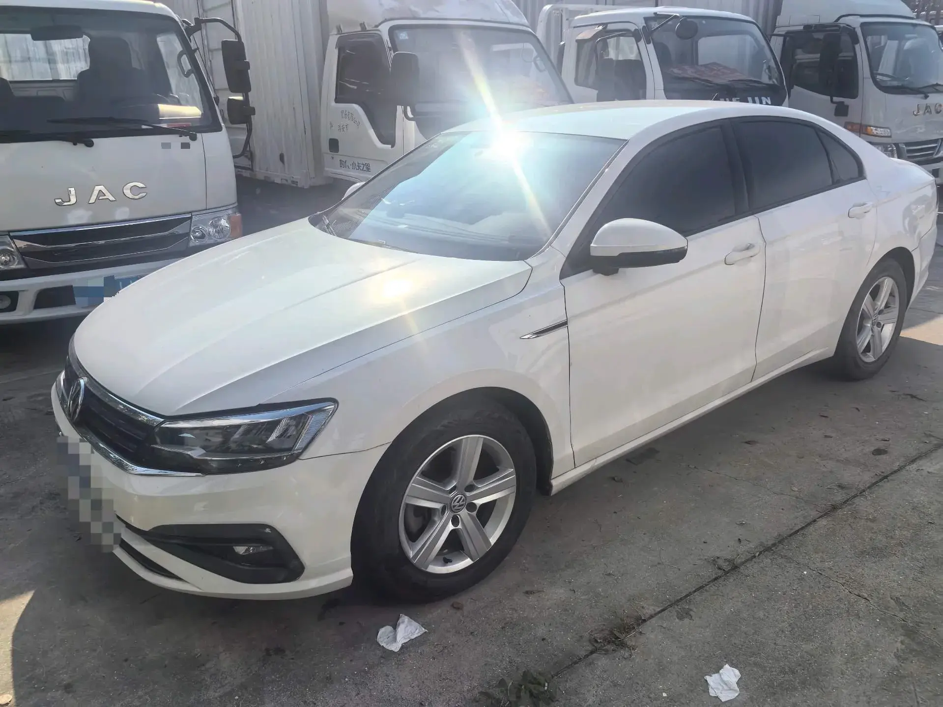 2019 VOLKSWAGEN LAMANDO view 1