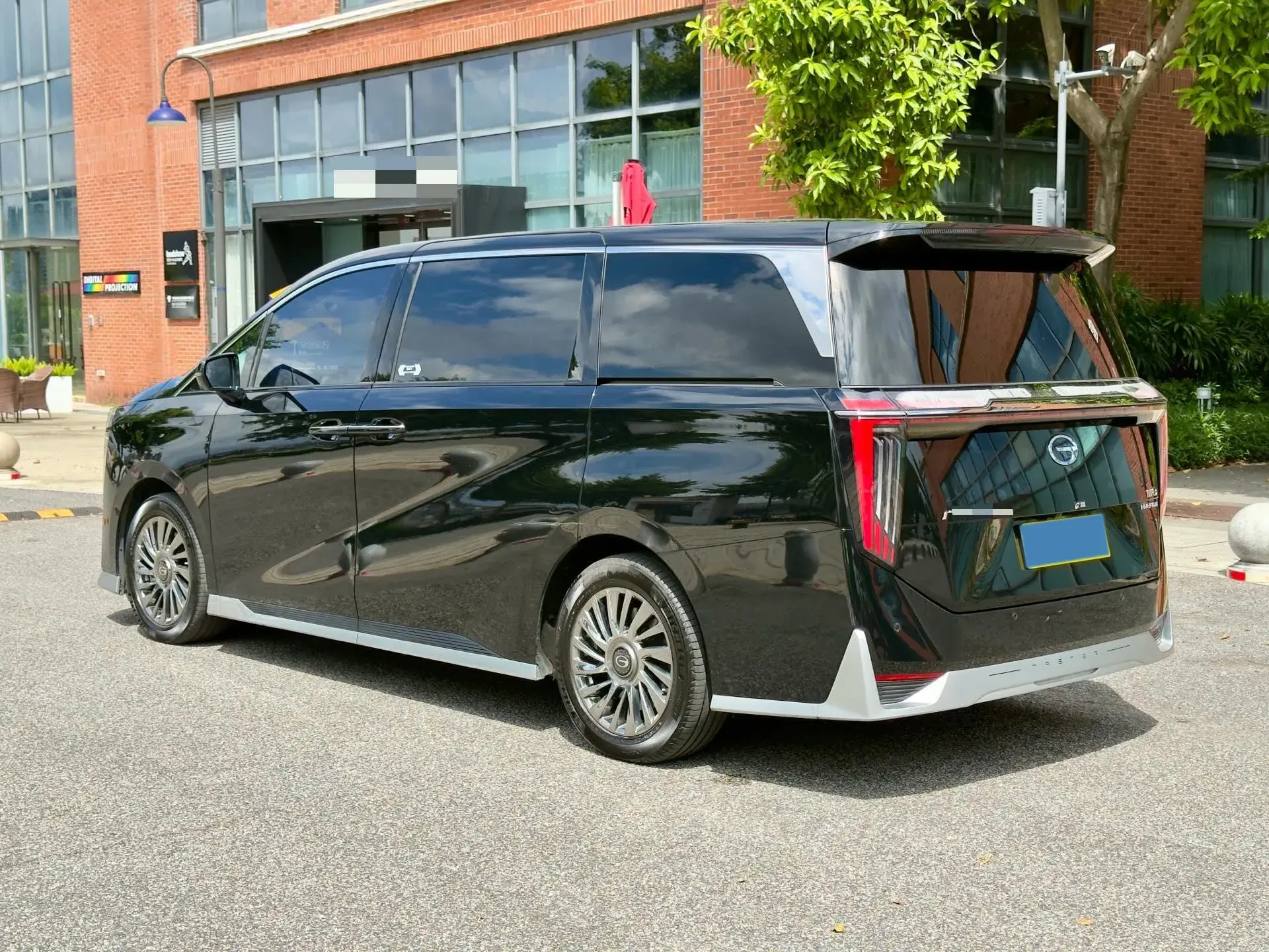 2023 GAC TRUMPCHI thumbnail 3