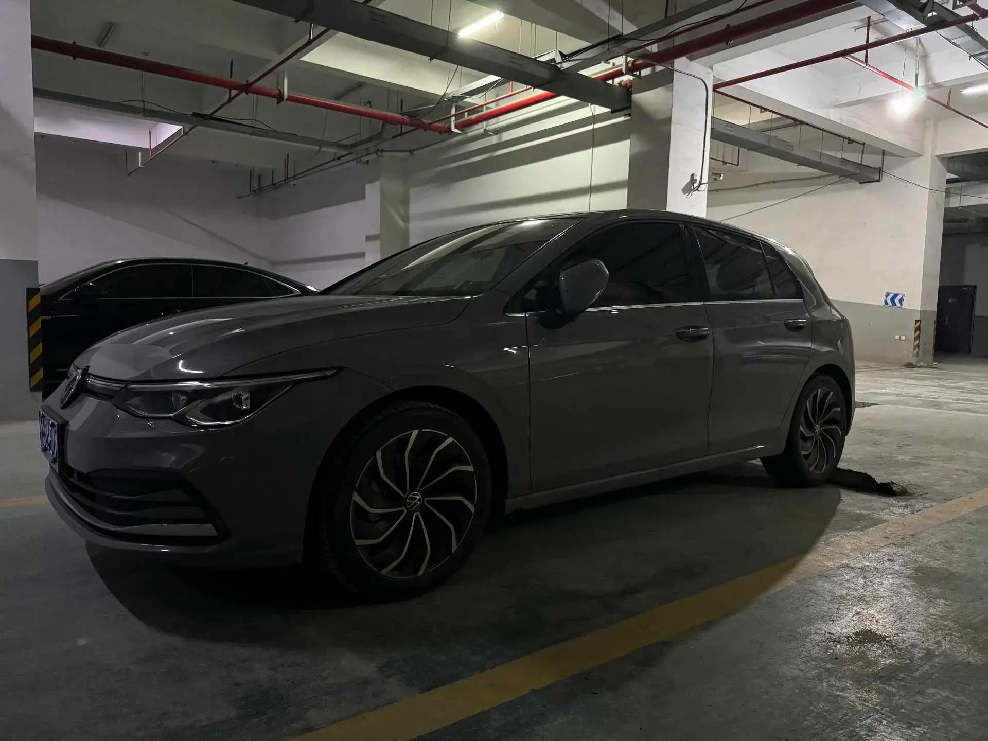 2021 VOLKSWAGEN GOLF view 1