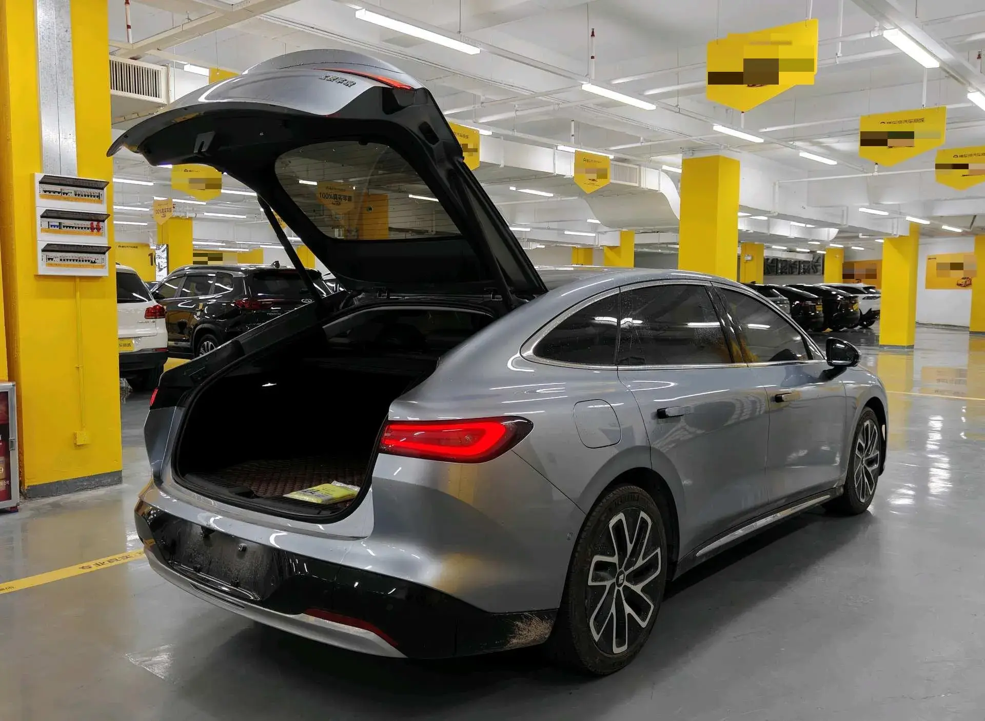 2025 BAOJUN XIANGJING thumbnail 4