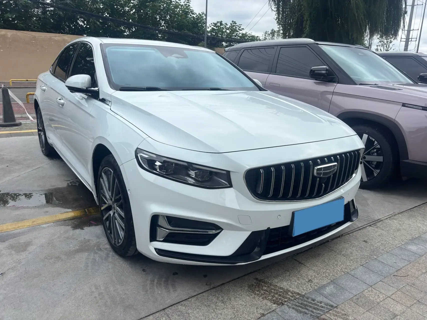 2023 GEELY PREFACE thumbnail 2