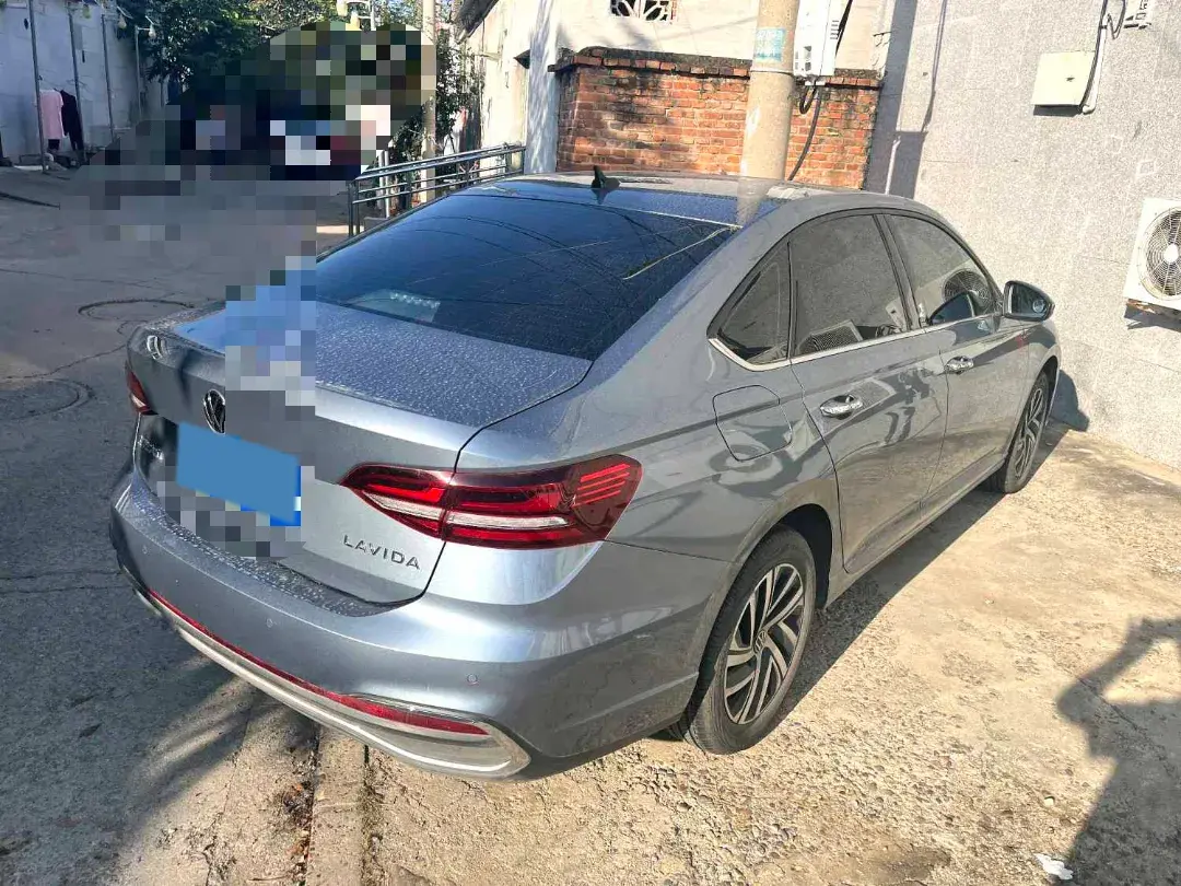 2023 VOLKSWAGEN LAVIDA thumbnail 3