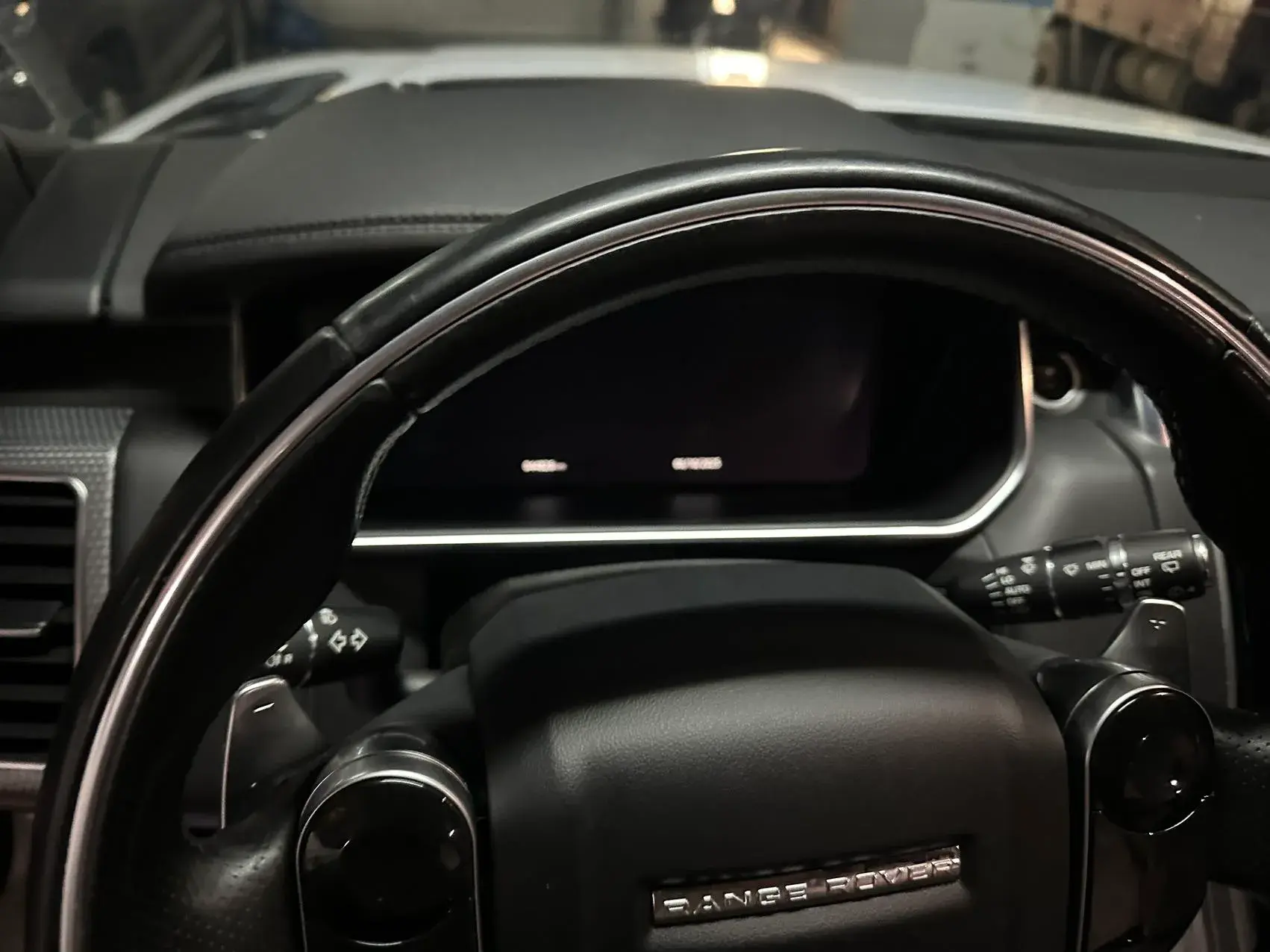 2021 LAND ROVER thumbnail 4