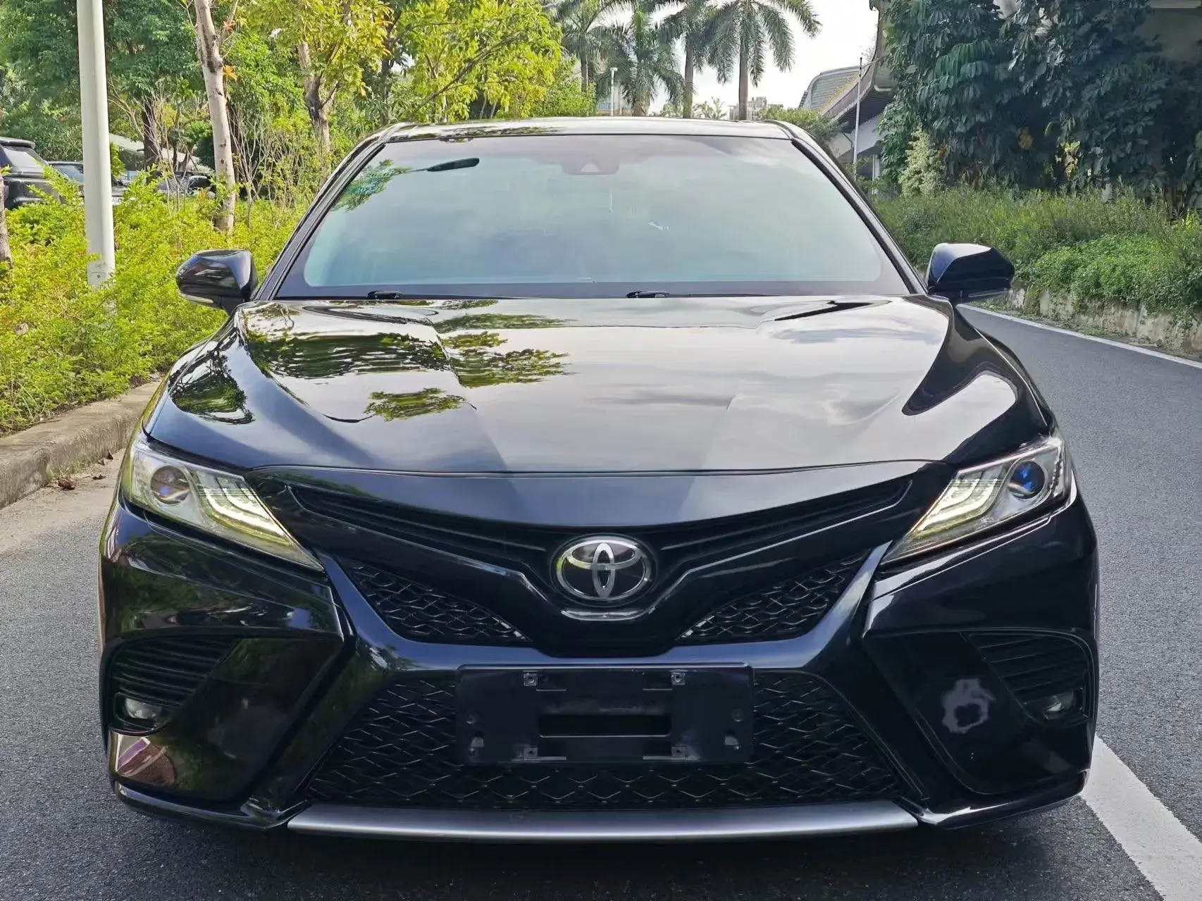 2018 TOYOTA CAMRY thumbnail 2