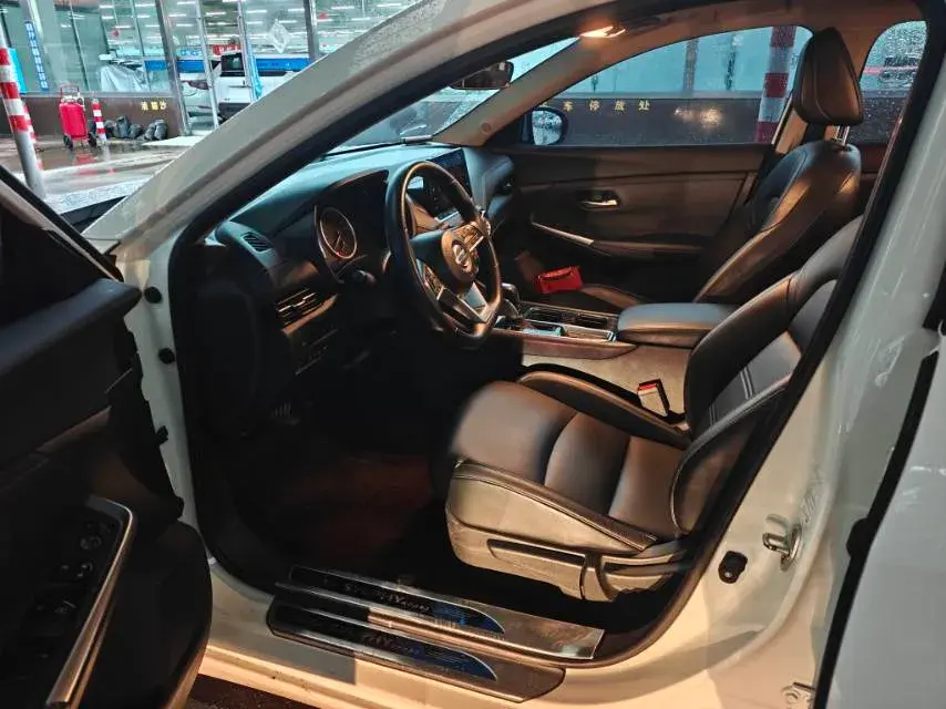 2022 NISSAN SYLPHY thumbnail 4