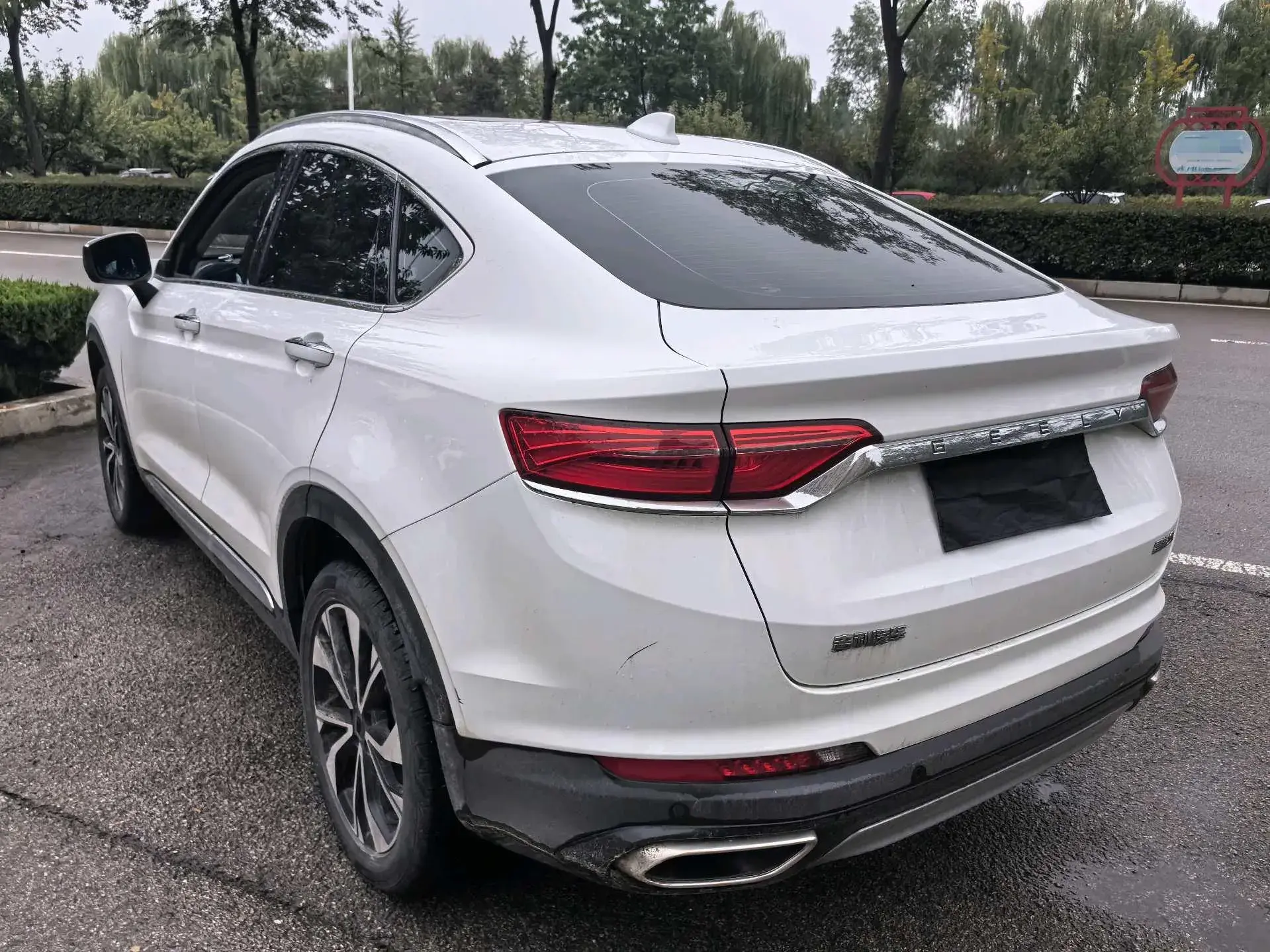 2021 GEELY TUGELLA thumbnail 4