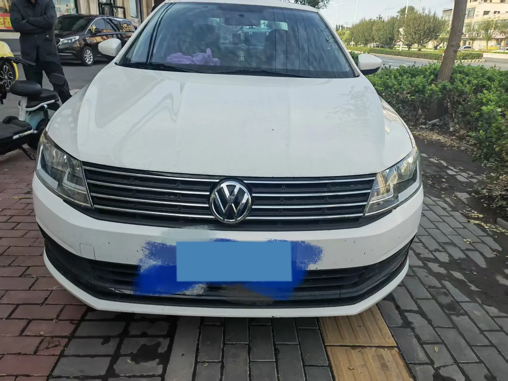 2018 VOLKSWAGEN LAVIDA thumbnail 3