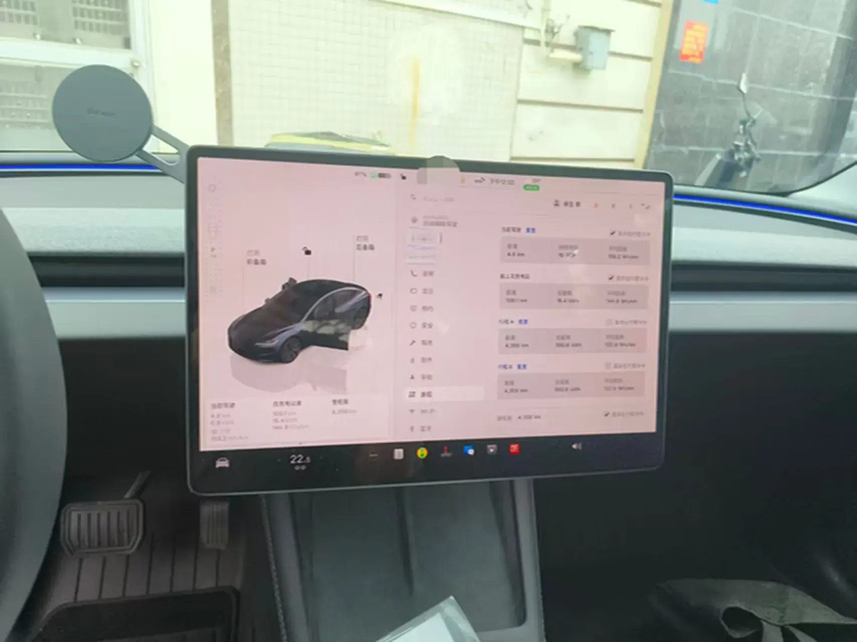 2025 TESLA MODEL thumbnail 3