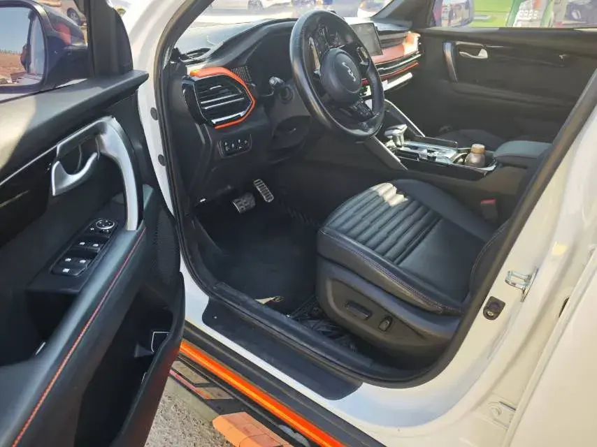 2021 KIA SPORTAGE thumbnail 2