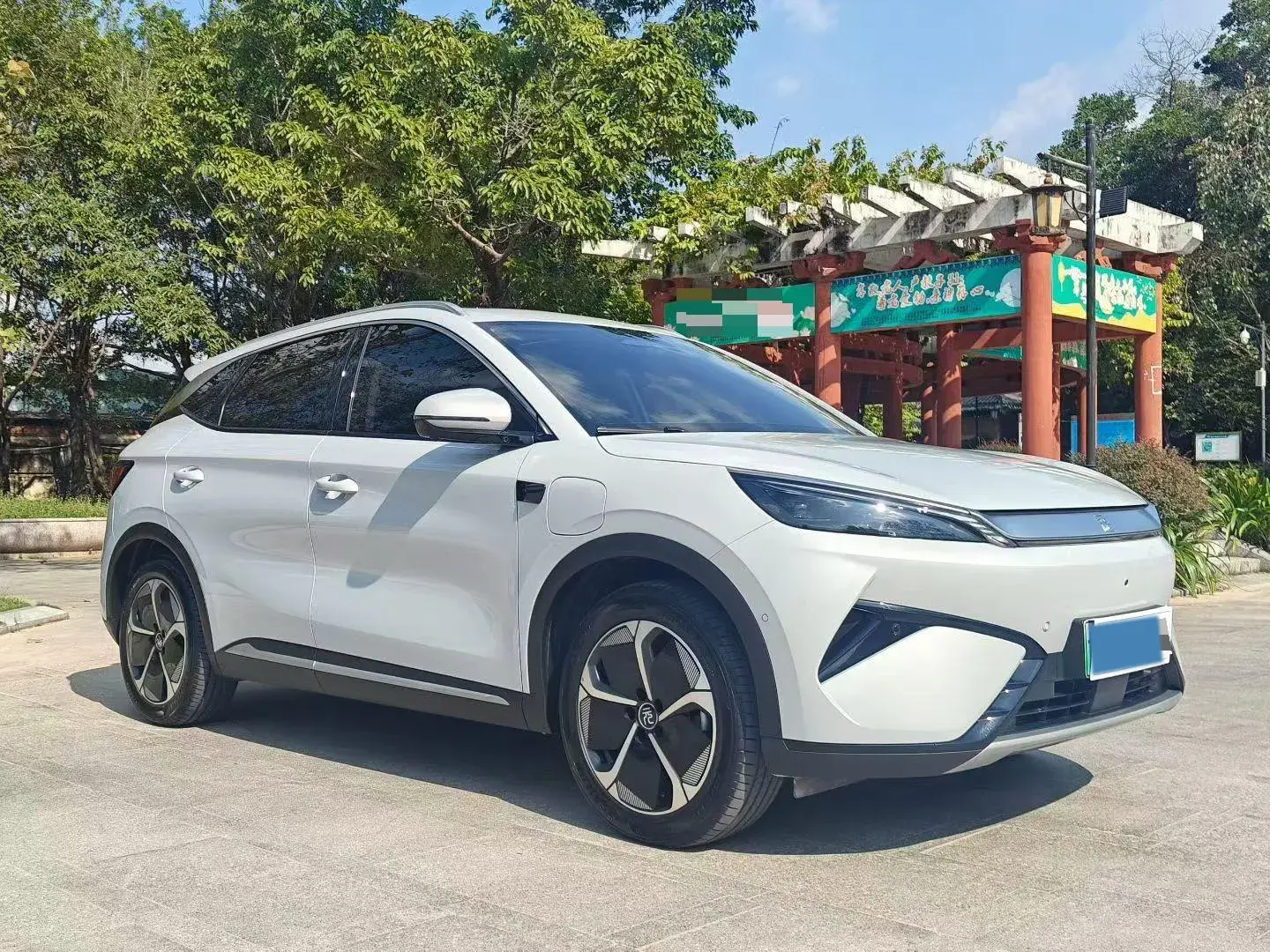 2025 BYD YUAN thumbnail 3