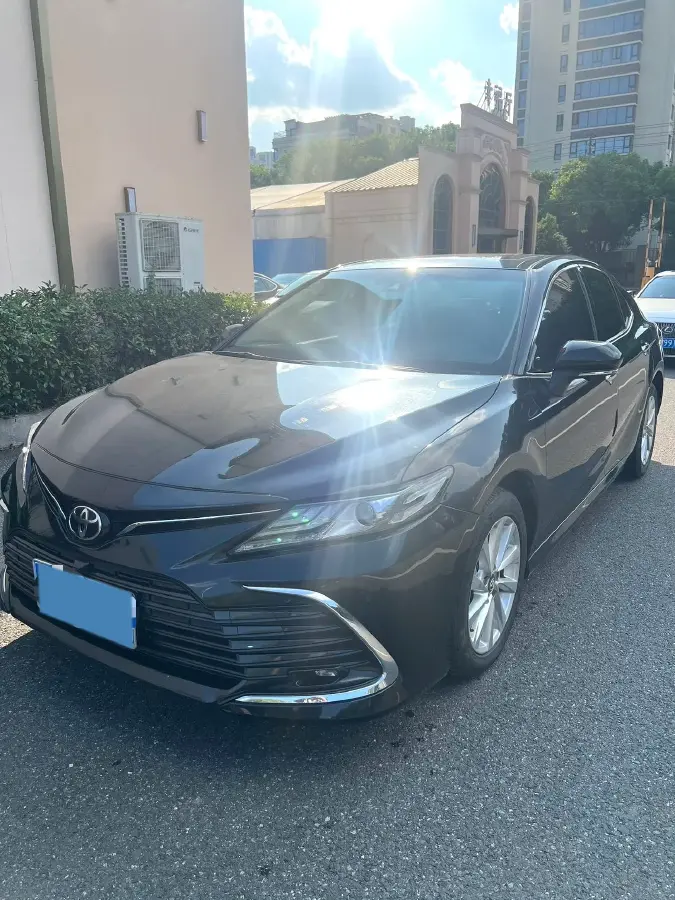 2021 Toyota Camry 2.0L 178HP L4 CVT