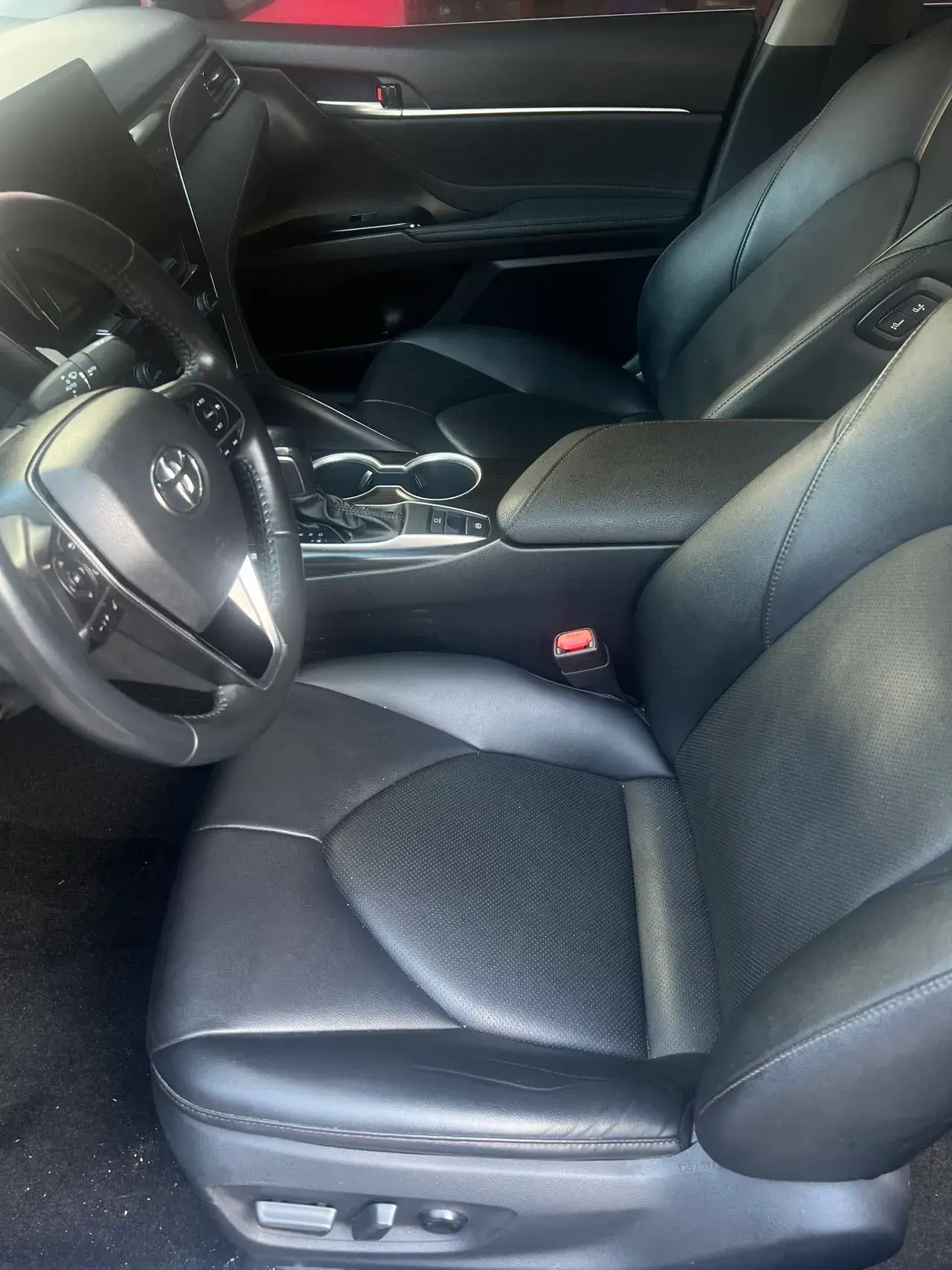 2021 TOYOTA CAMRY thumbnail 4