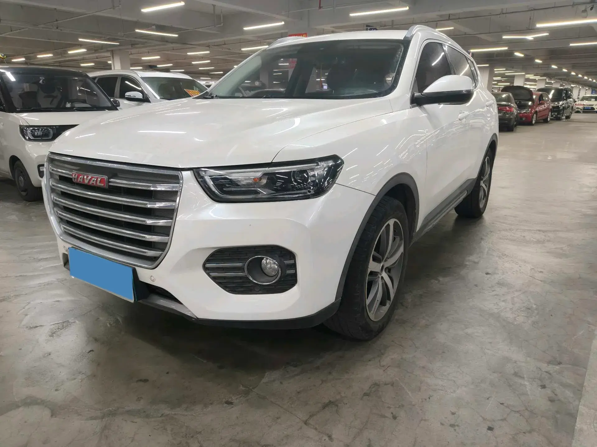 2017 HAVAL H6 view 1