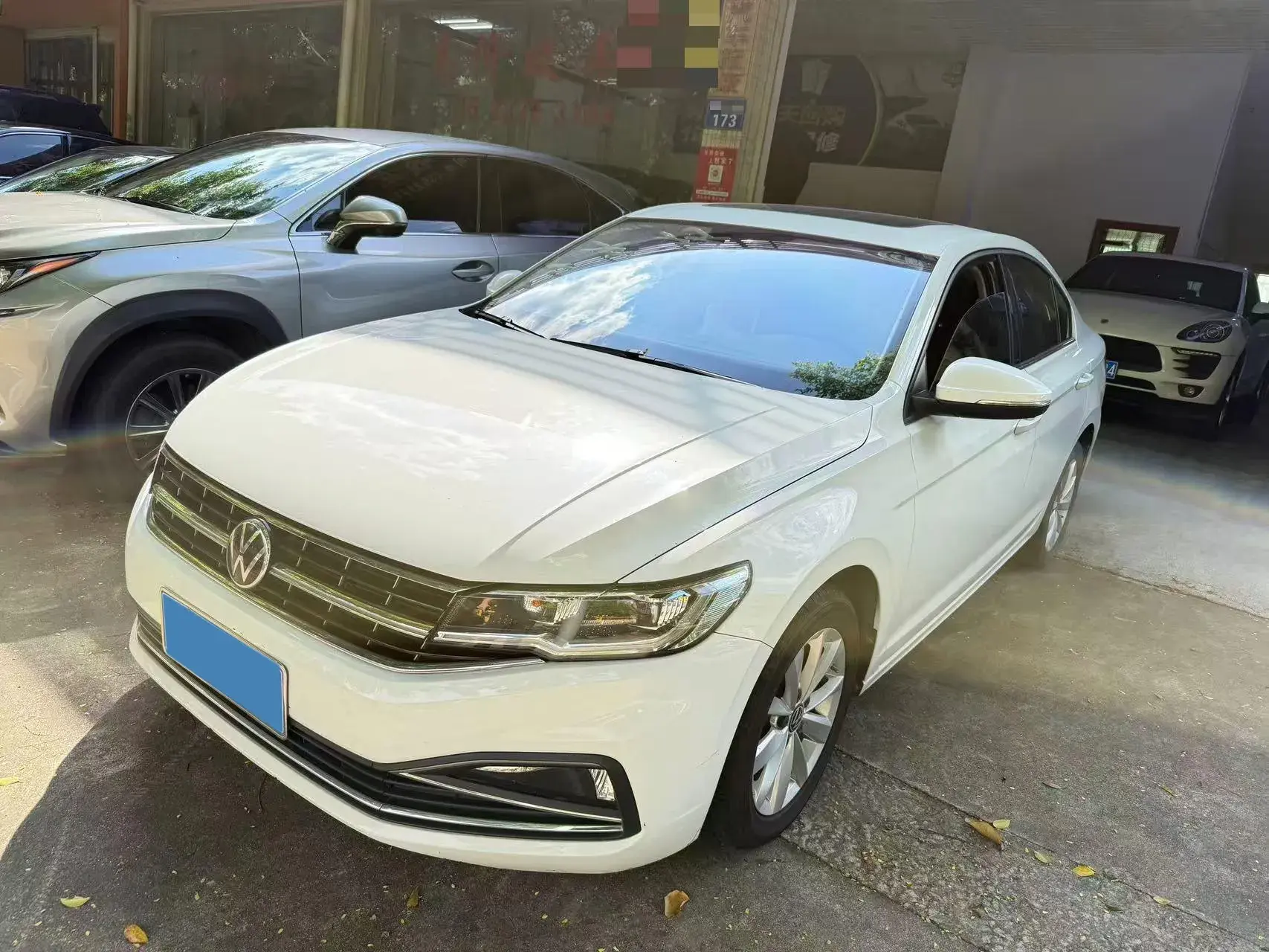 2021 VOLKSWAGEN BORA view 1