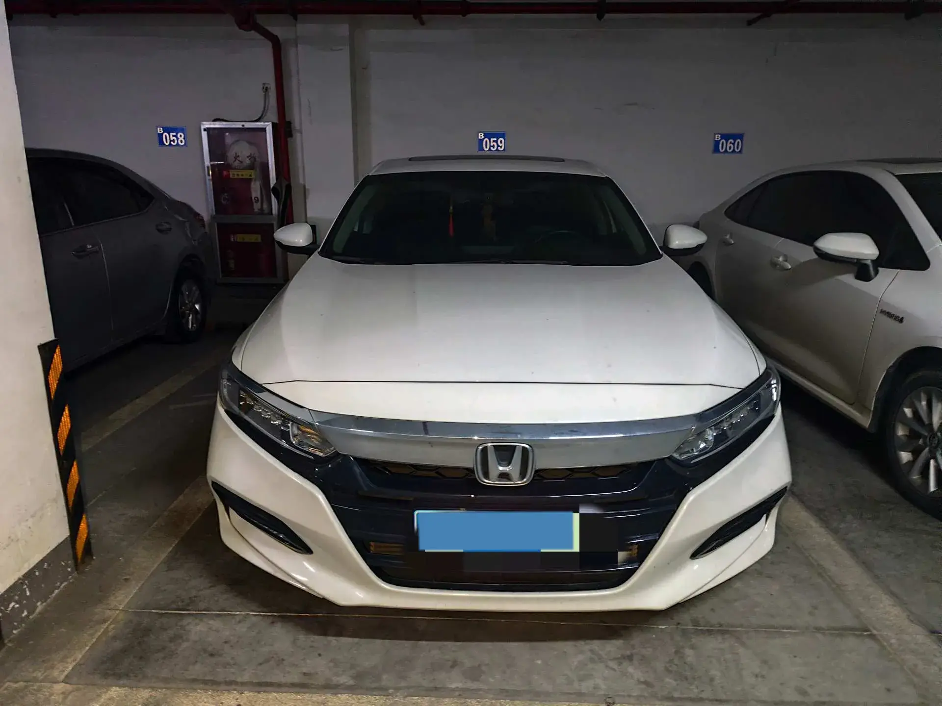 2018 HONDA ACCORD thumbnail 2