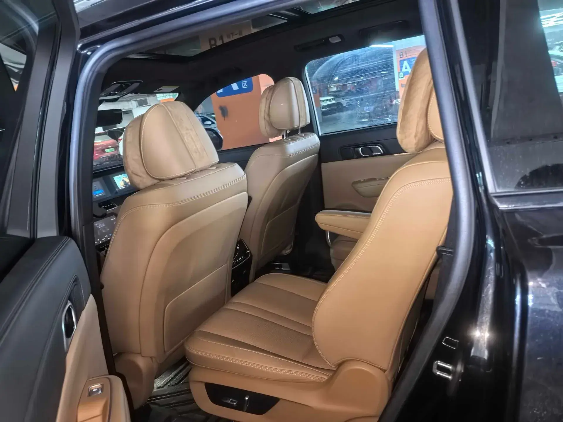 2020 LI ONE thumbnail 4