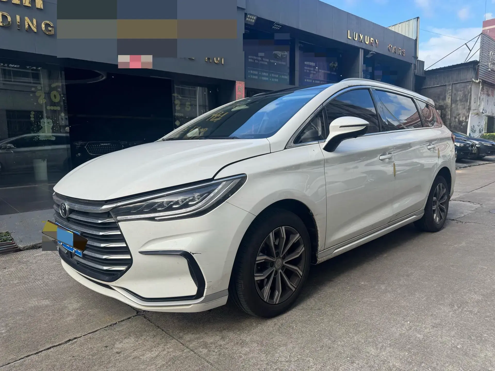 2021 BYD SONG view 1