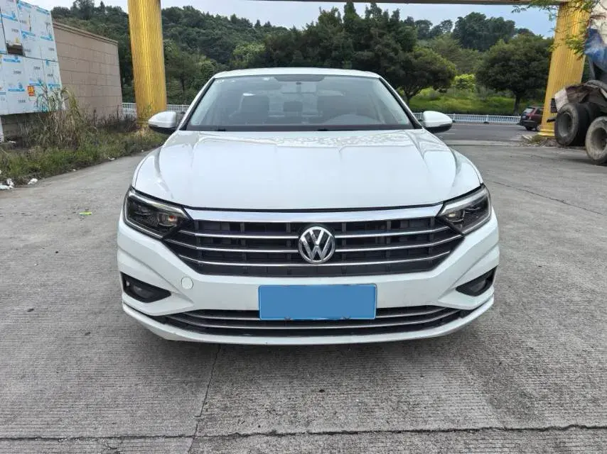 2021 VOLKSWAGEN SAGITAR thumbnail 2