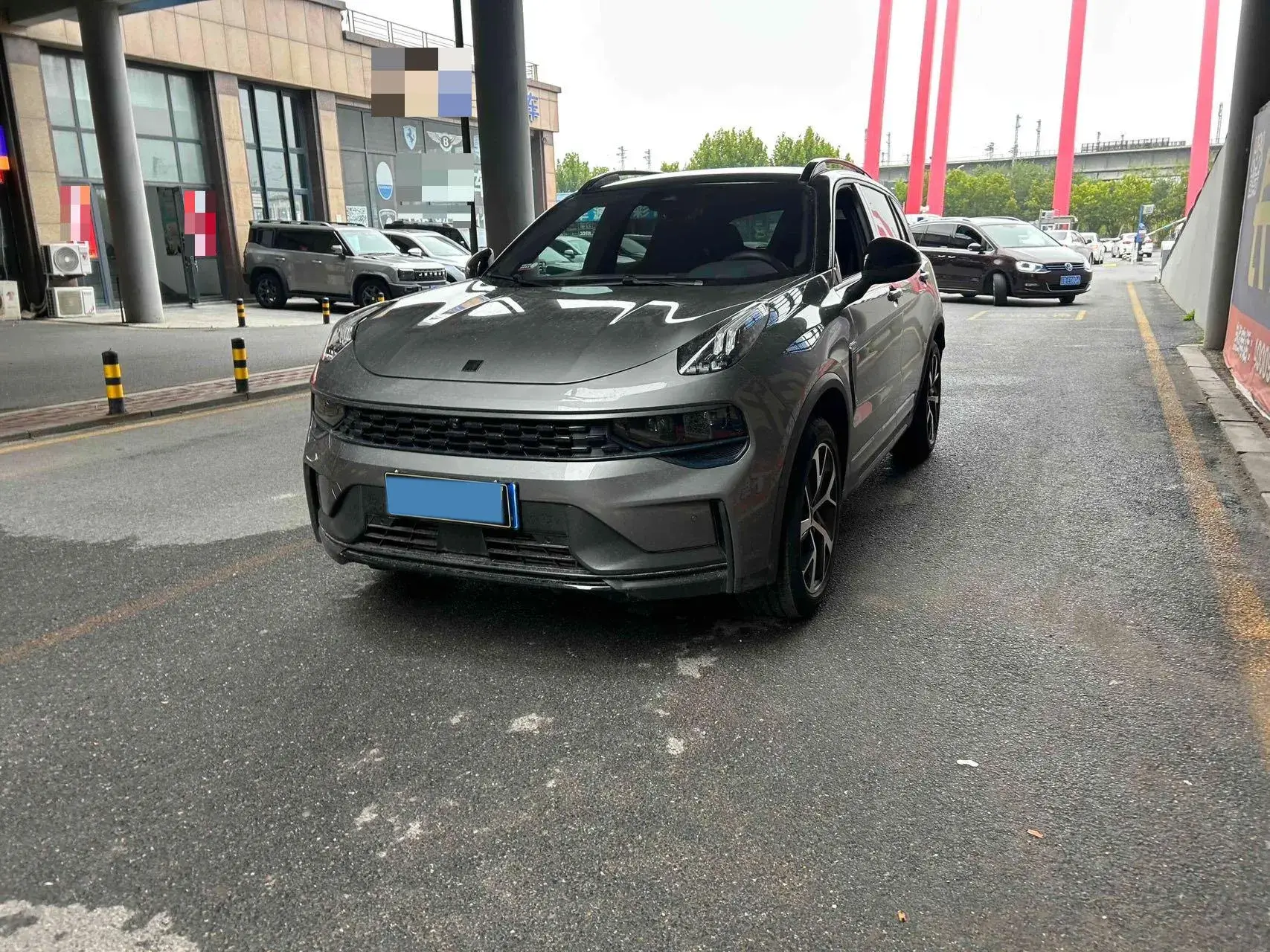 2021 LYNK&CO 01 view 1