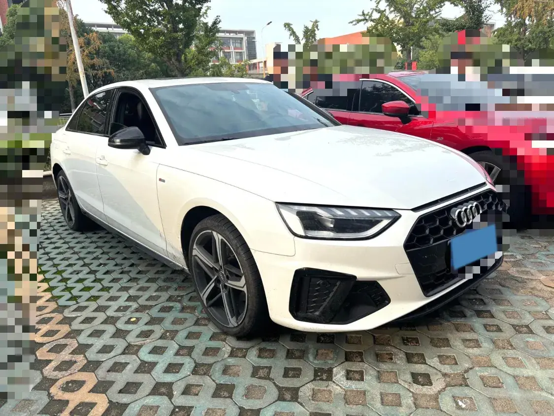 2024 AUDI A4L thumbnail 3