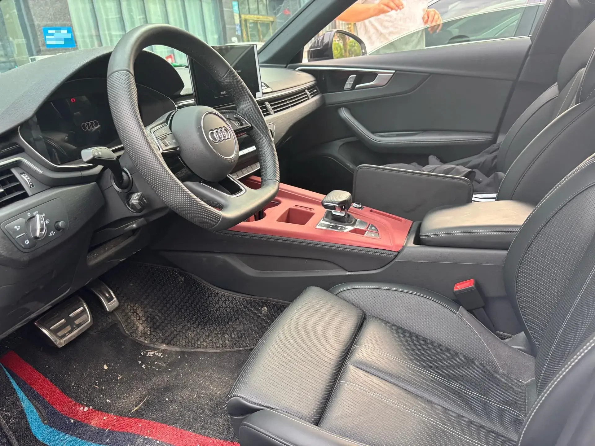 2024 AUDI A4L thumbnail 4