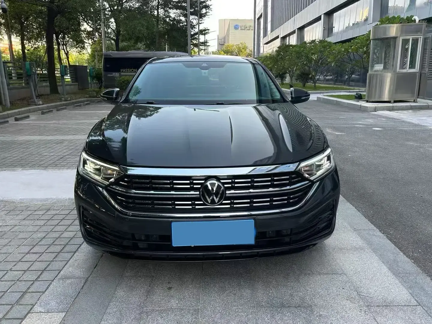 2023 VOLKSWAGEN SAGITAR thumbnail 2