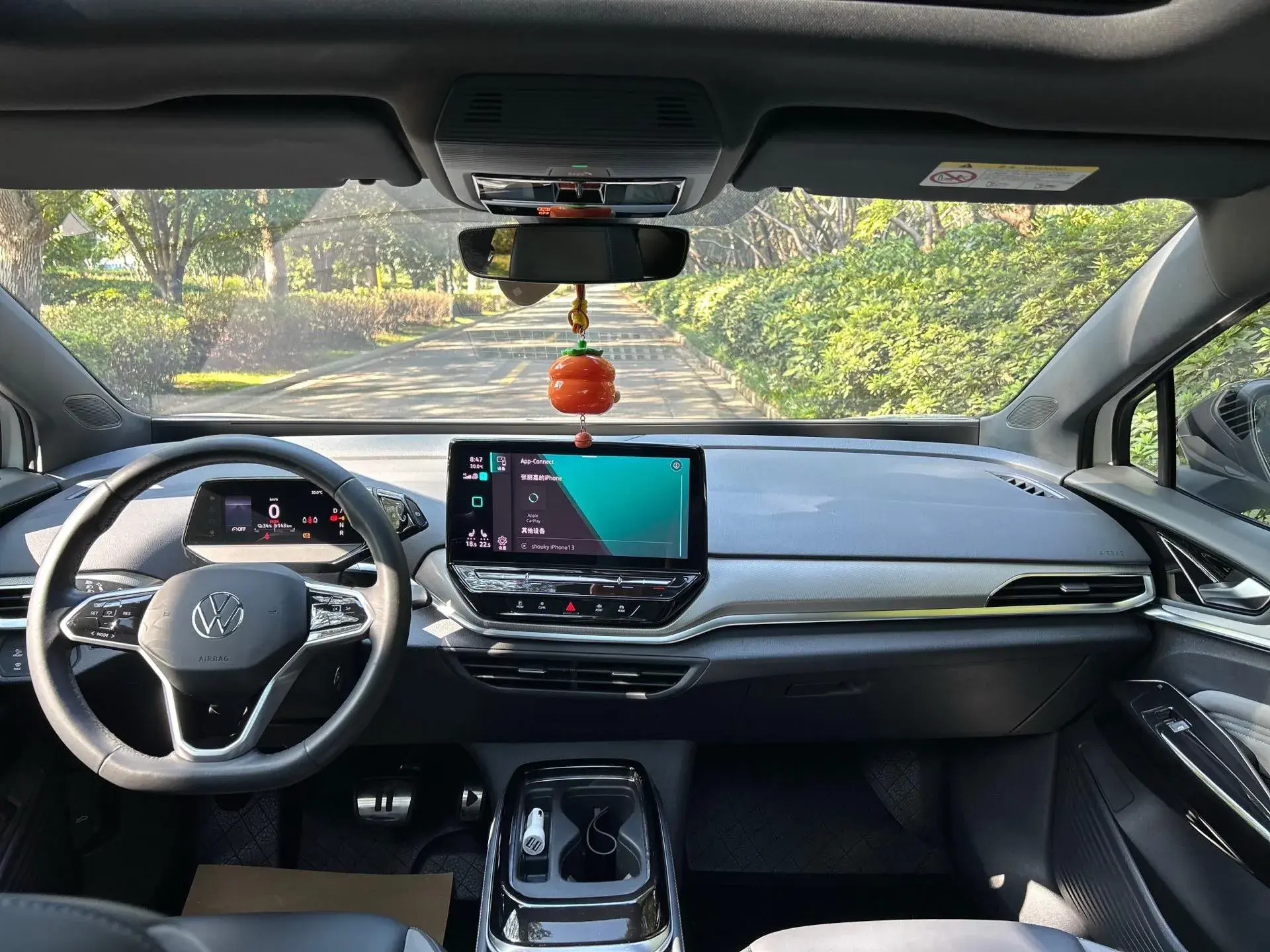 2021 VOLKSWAGEN ID.4 thumbnail 3