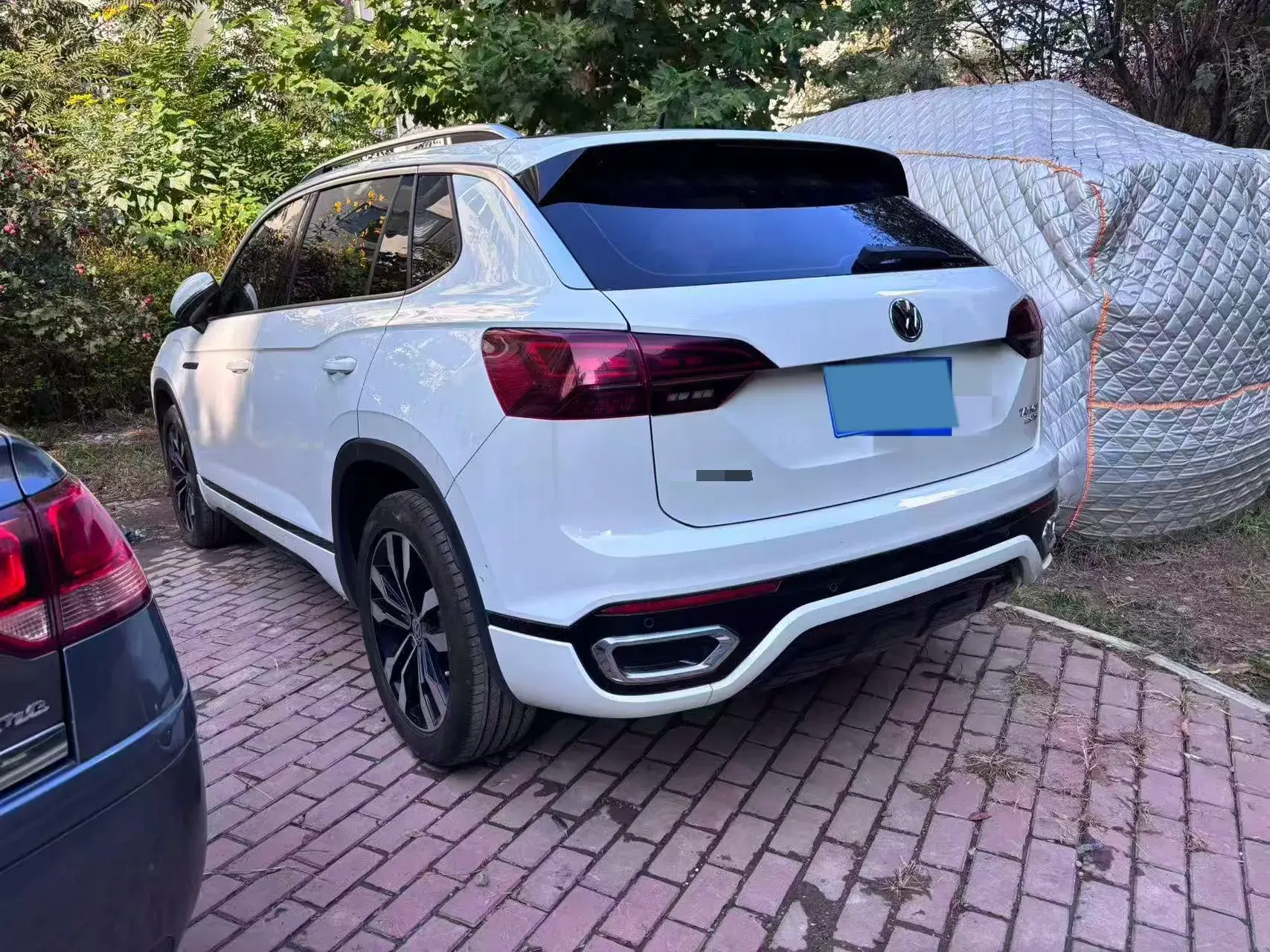 2019 VOLKSWAGEN TAYRON thumbnail 2