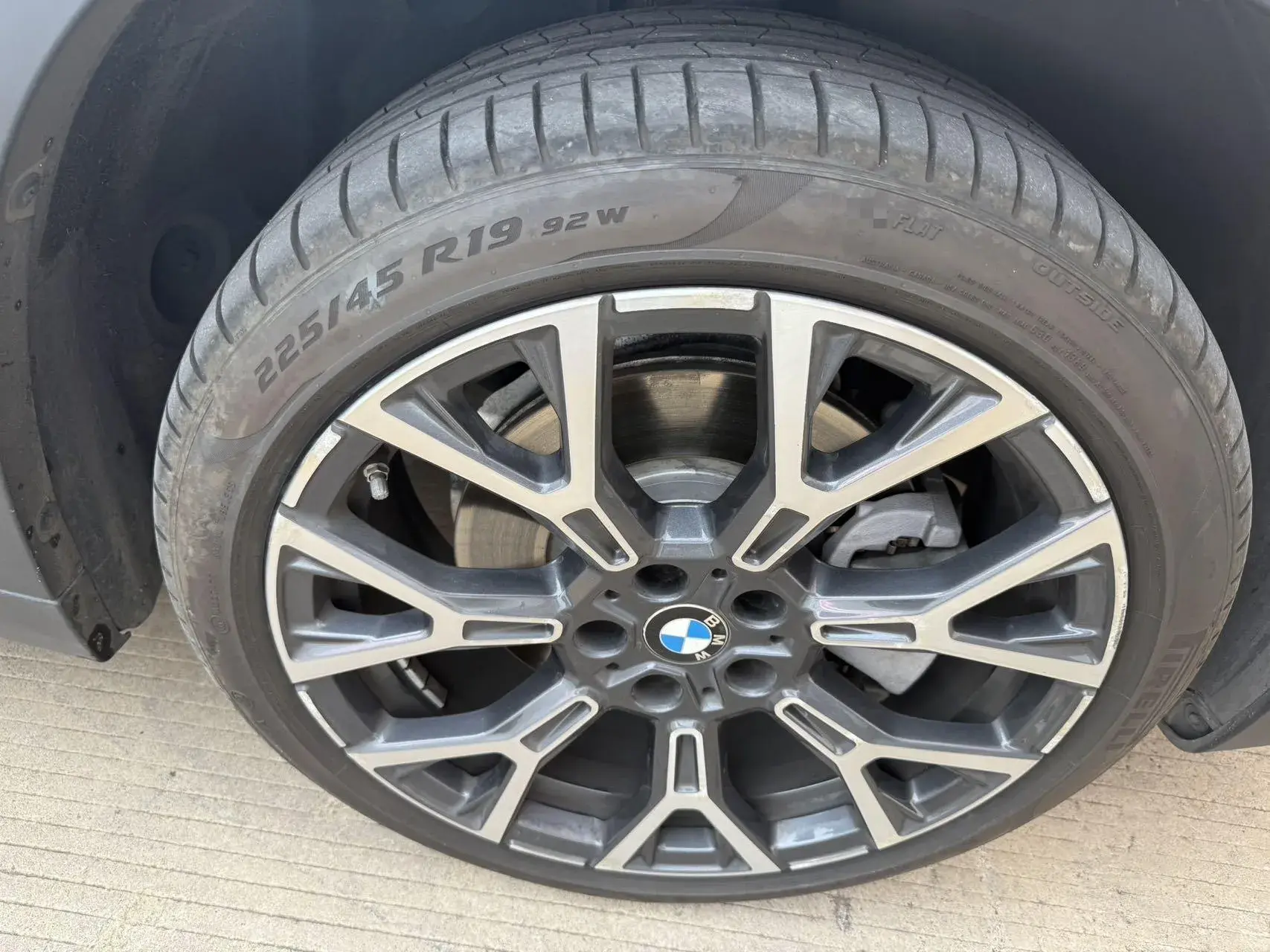 2022 BMW X1 thumbnail 3