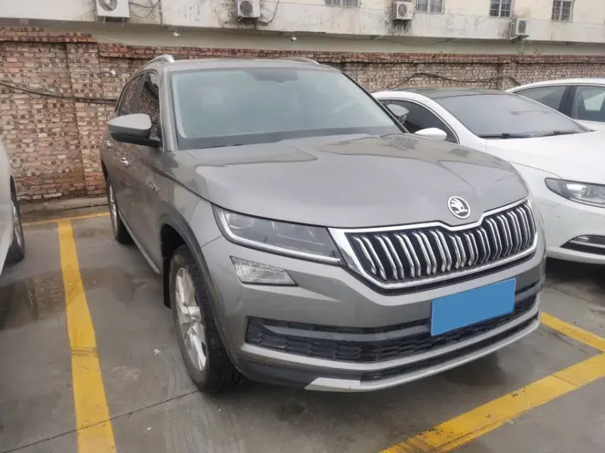 2017 SKODA KODIAK thumbnail 3