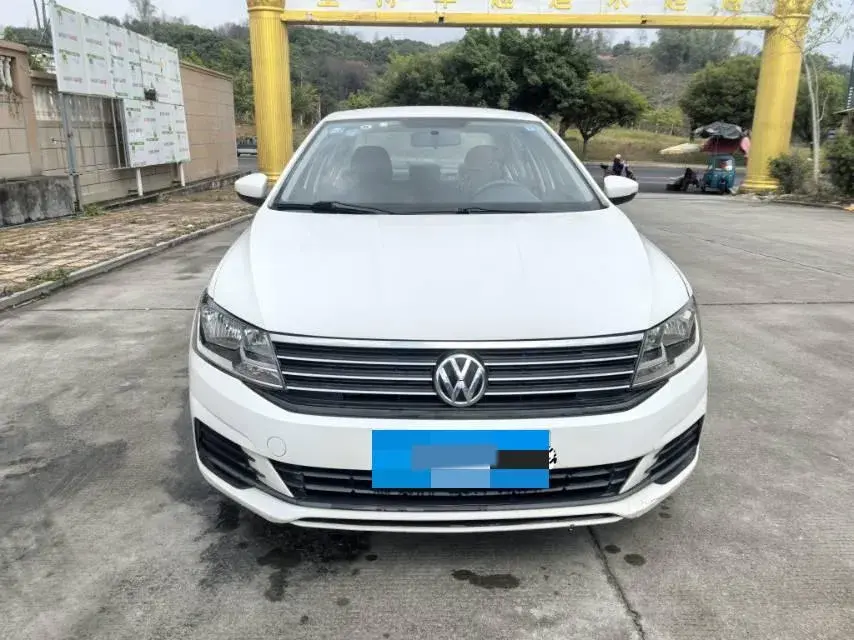 2019 VOLKSWAGEN LAVIDA thumbnail 3