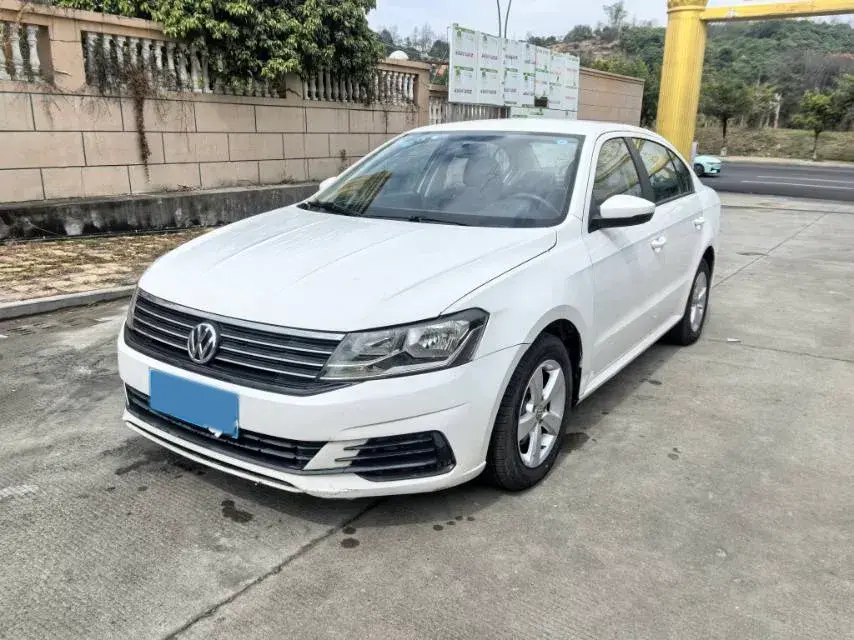 2019 VOLKSWAGEN LAVIDA view 1