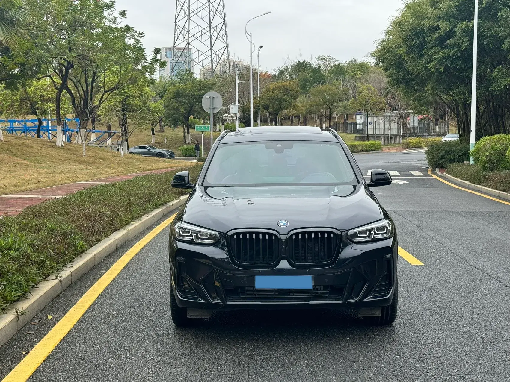 2022 BMW X3 thumbnail 3