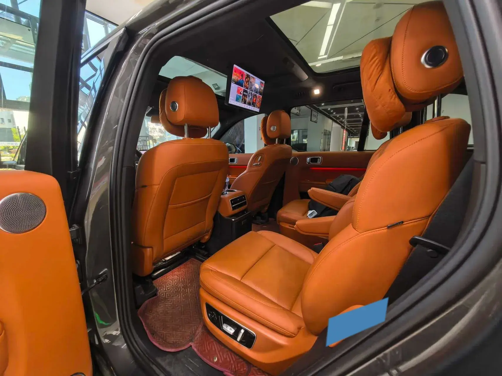 2023 LI L8 thumbnail 4