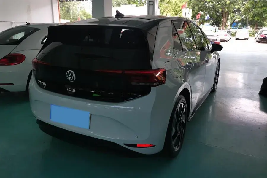 2024 VOLKSWAGEN ID.3 thumbnail 2
