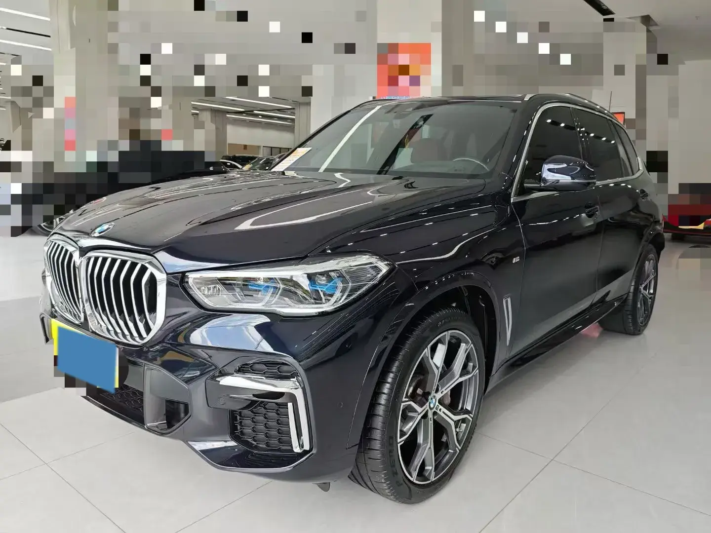 2022 BMW X5 view 1