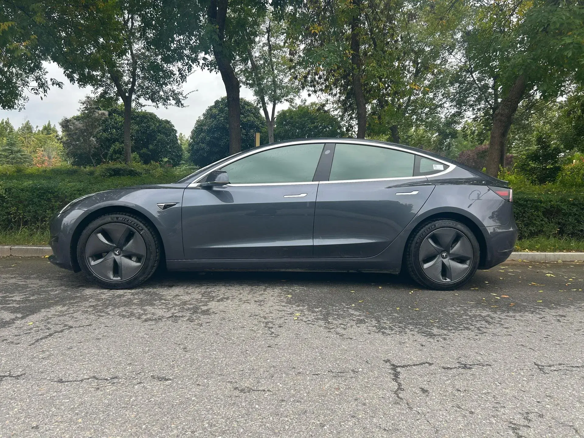 2020 TESLA MODEL thumbnail 3