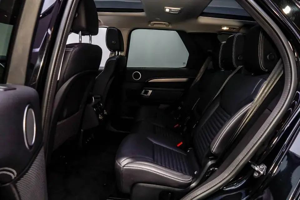 2023 LAND ROVER thumbnail 4