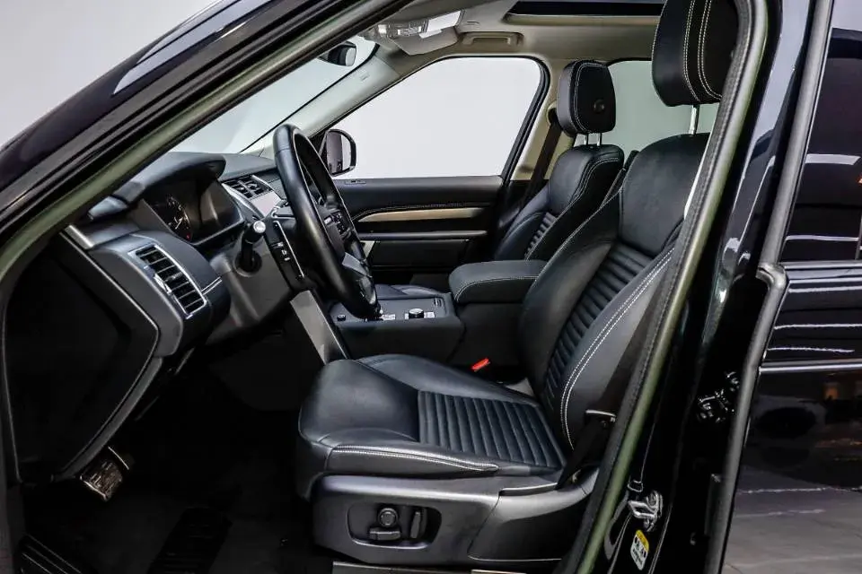 2023 LAND ROVER thumbnail 2