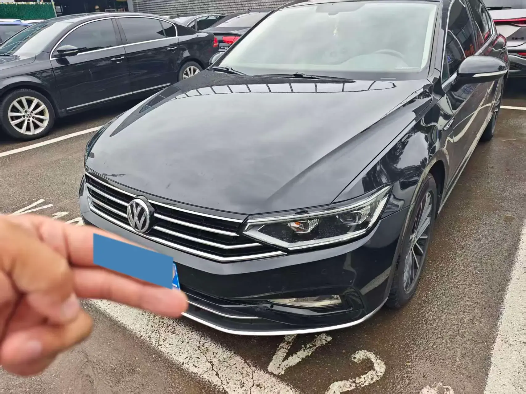 2020 VOLKSWAGEN MAGOTAN view 1