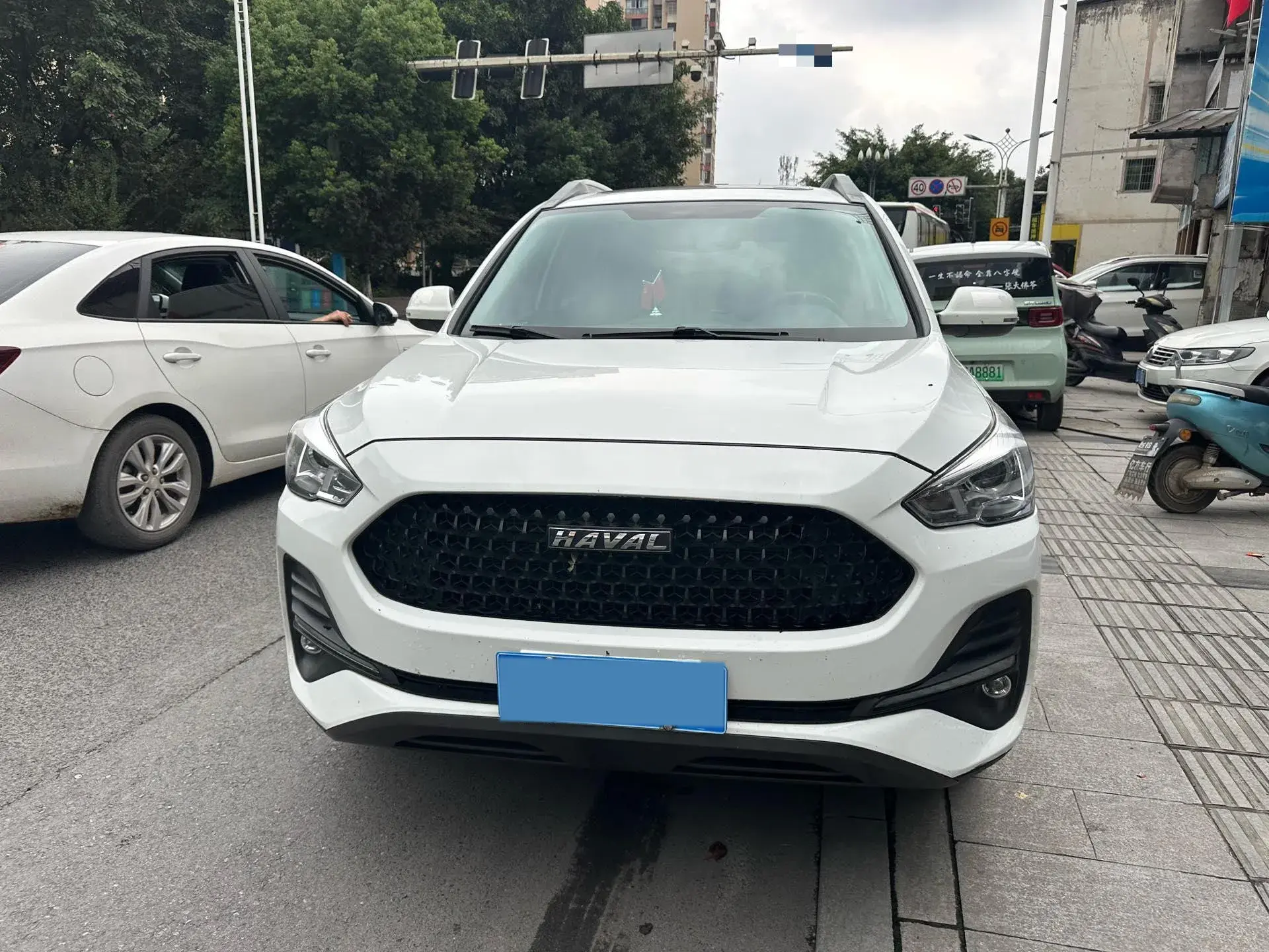 2019 HAVAL M6 thumbnail 2