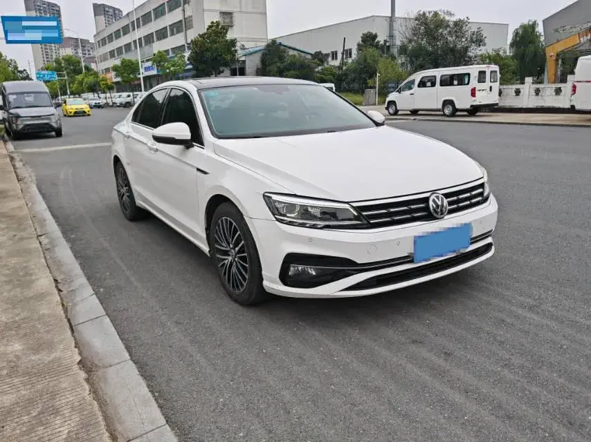 2019 VOLKSWAGEN LAMANDO thumbnail 2