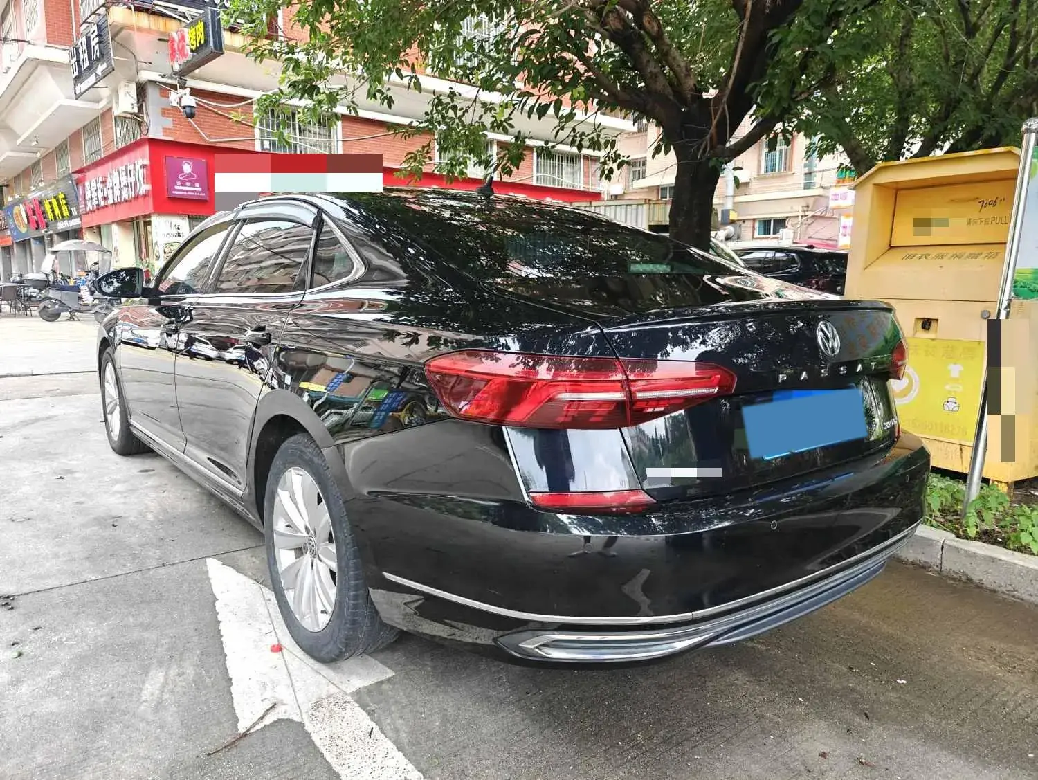 2019 VOLKSWAGEN PASSAT thumbnail 4