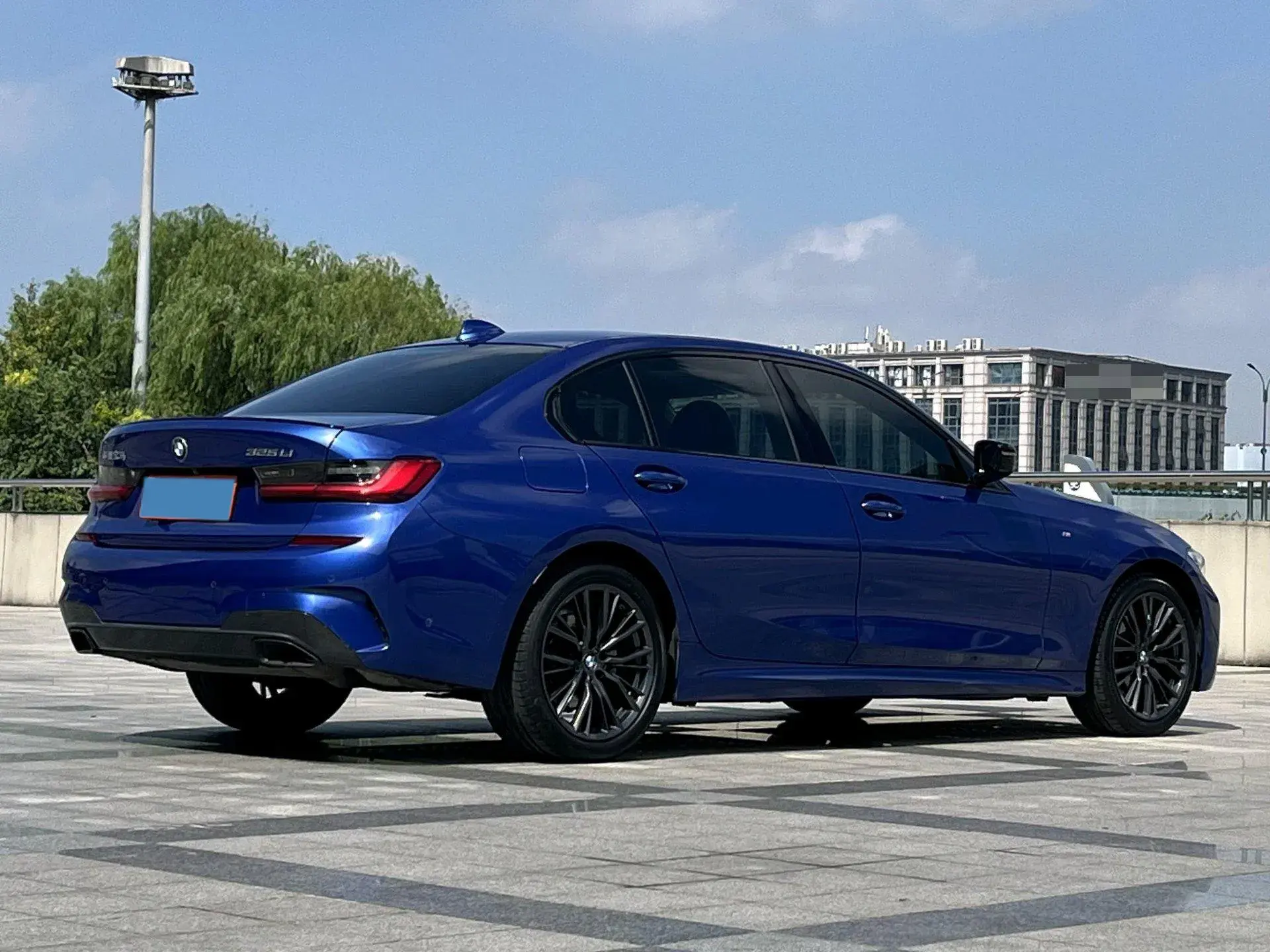 2020 BMW 3 thumbnail 4