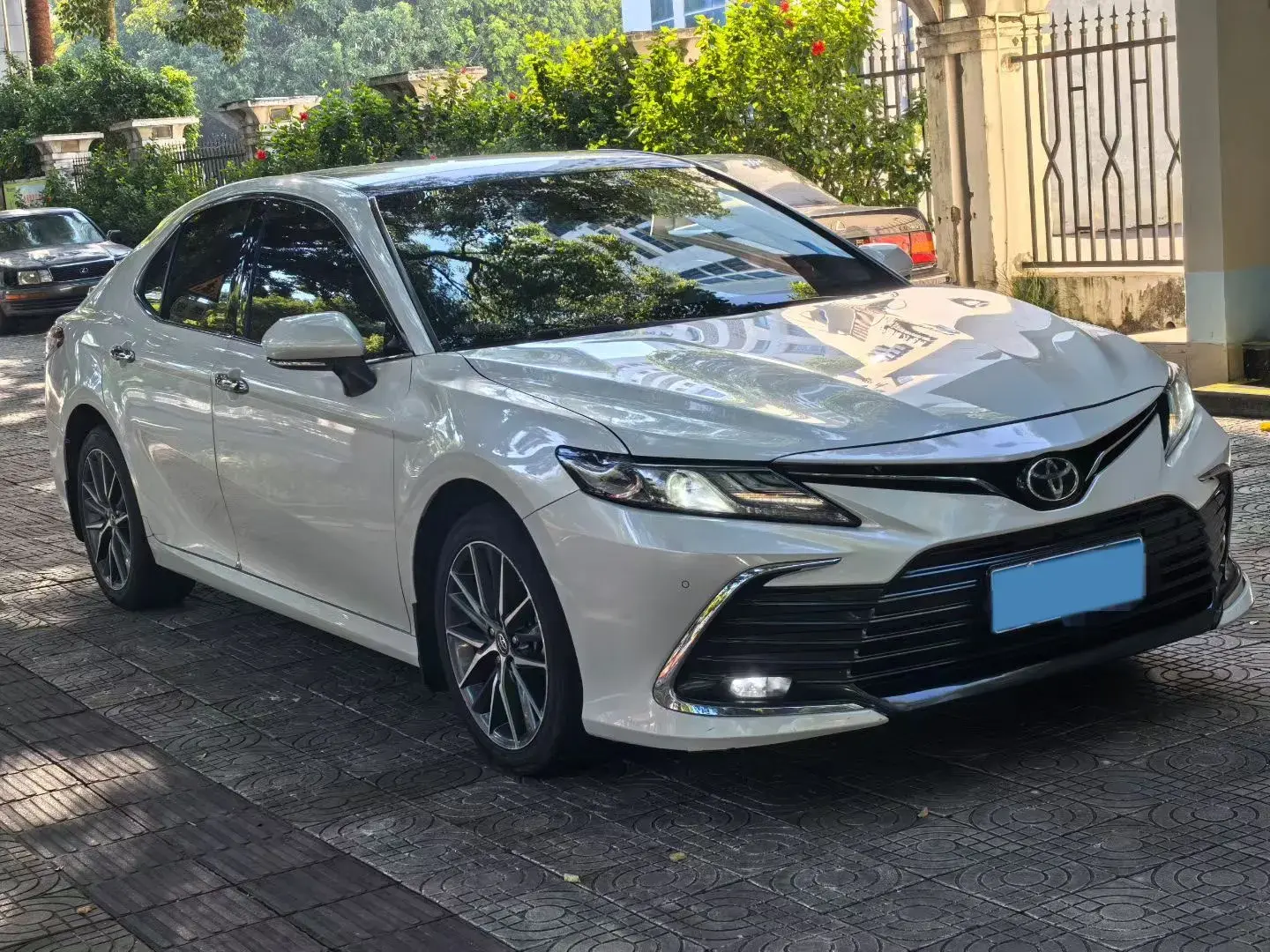 2021 TOYOTA CAMRY thumbnail 3