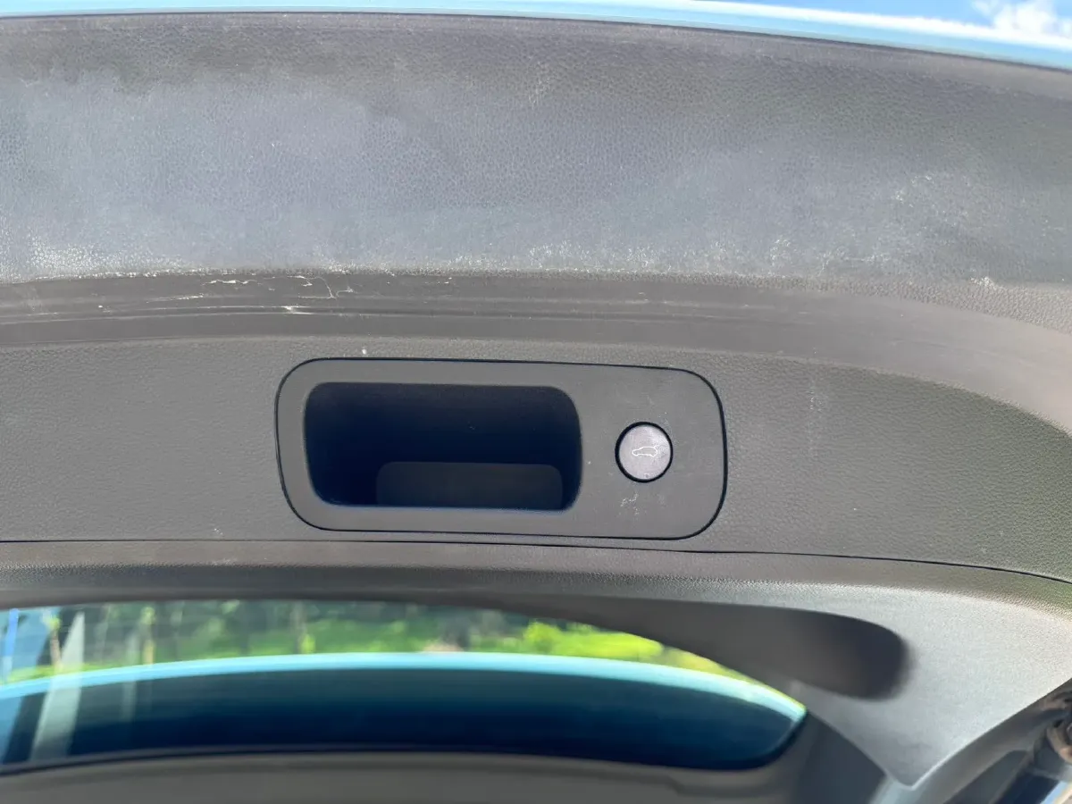 2020 Buick Velite 6 BEV 52.5KWH,autocango,china used car exporter,china ev exporter,chinese used car exporter,chinese used ev exporter