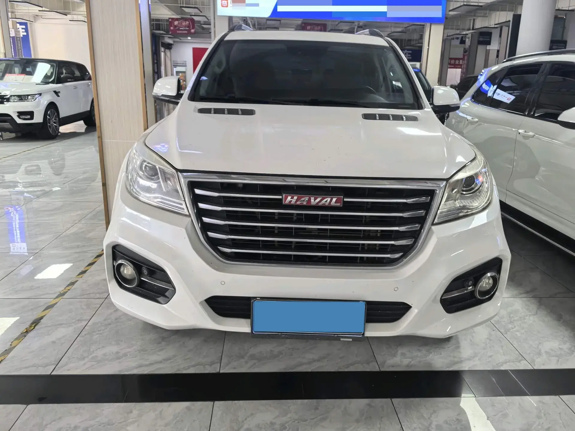 2017 HAVAL H9 thumbnail 3