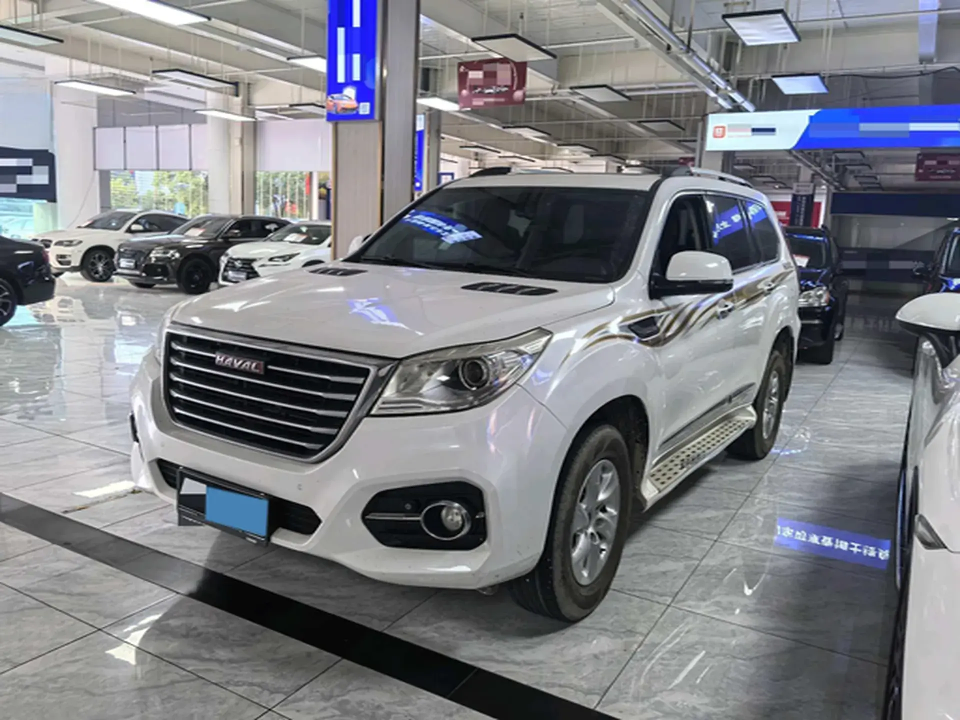 2017 HAVAL H9 view 1