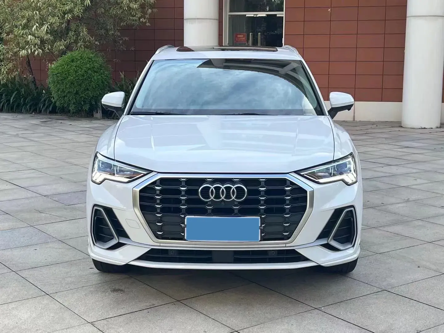 2022 AUDI Q3 thumbnail 2