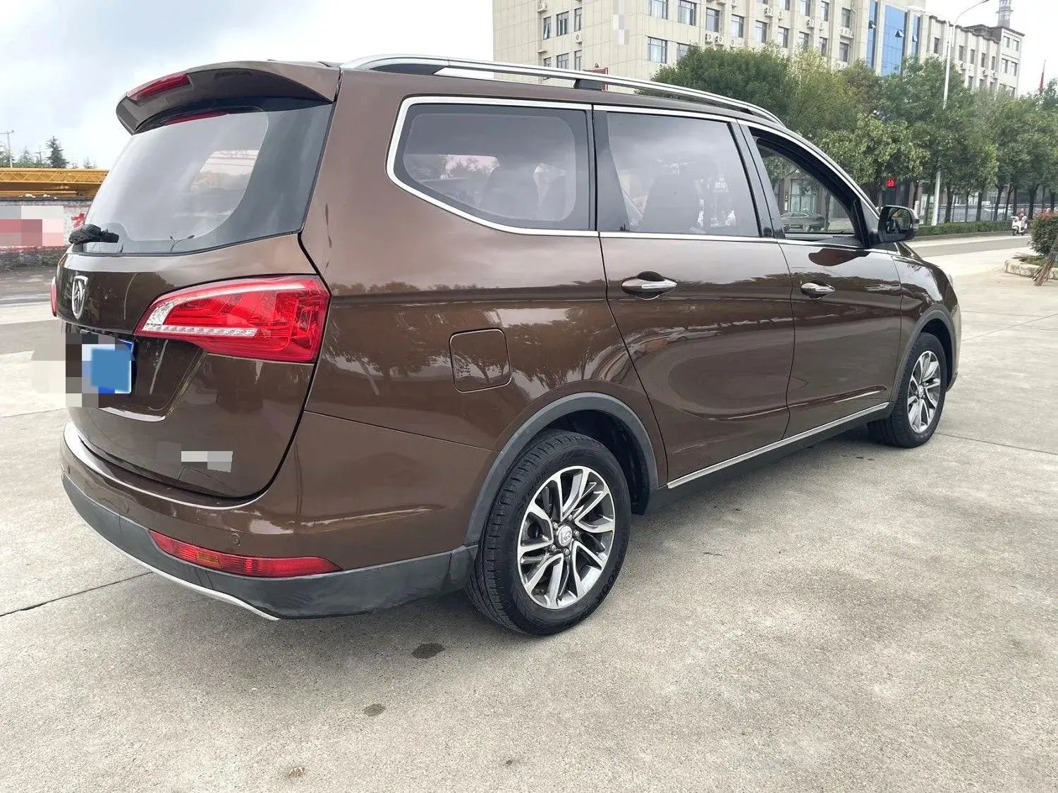 2017 BAOJUN 730 thumbnail 4